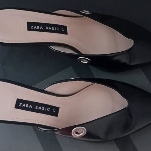 Zara kitten heels mules black size 37 like new with low heel