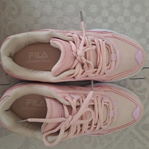 Fila women's sneakers pink size 39