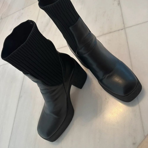 Migato black leather ankle boots with sock and rubber sole size 39 like new