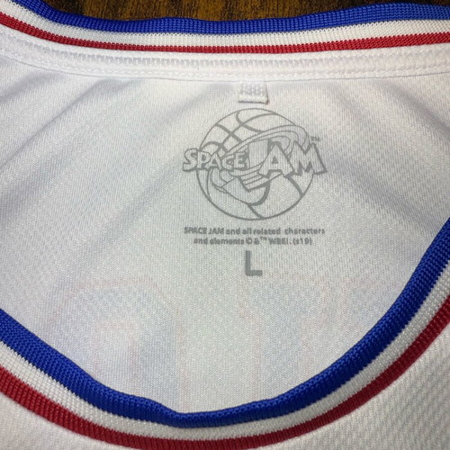 Space Jam Tune Squad Bugs Bunny shirt size Large like new