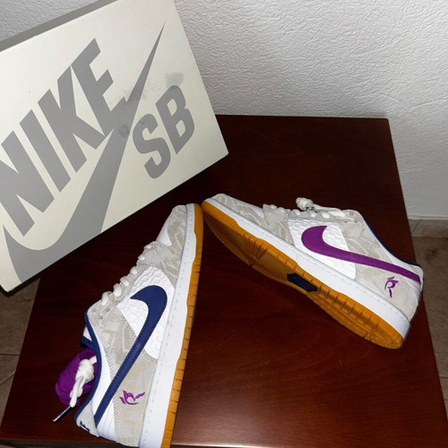 Nike SB Dunk Rayssa new, size 44, white and blue
