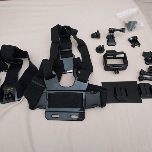 GoPro 7 equipment new with head and chest harness