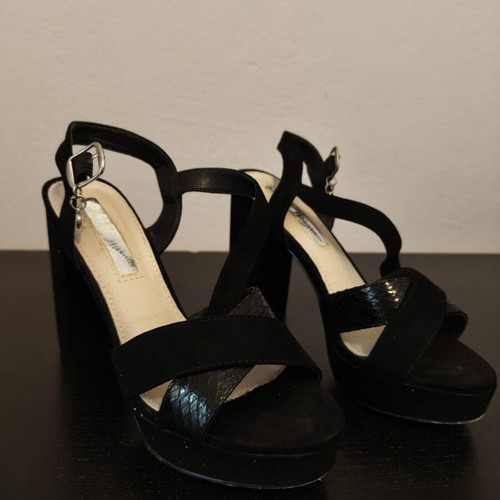 Xti black platform sandals used, suede, size 36