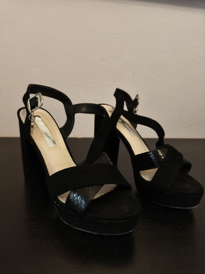 Xti black platform sandals used, suede, size 36