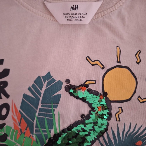 H&M children's t-shirts used, pack of 3, ages 3-4
