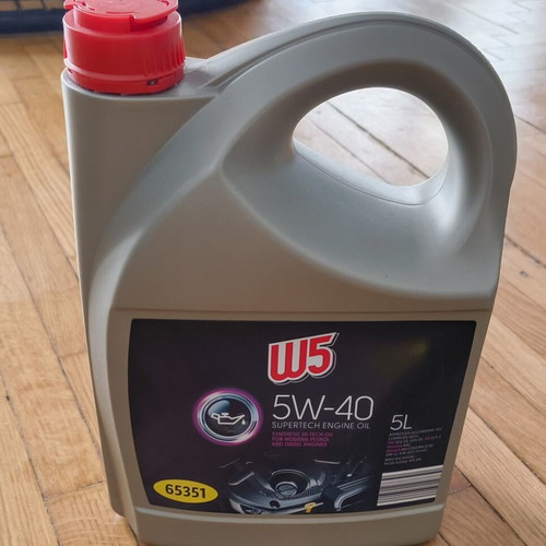 5W-40 Engine Oil new, sealed