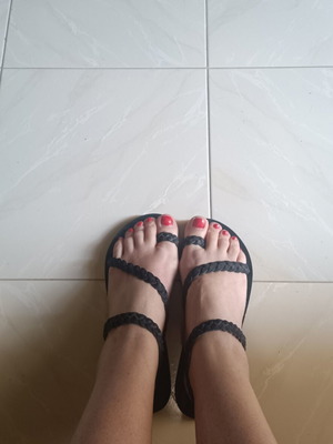 Women's leather sandals with braided straps like new, size 36, black
