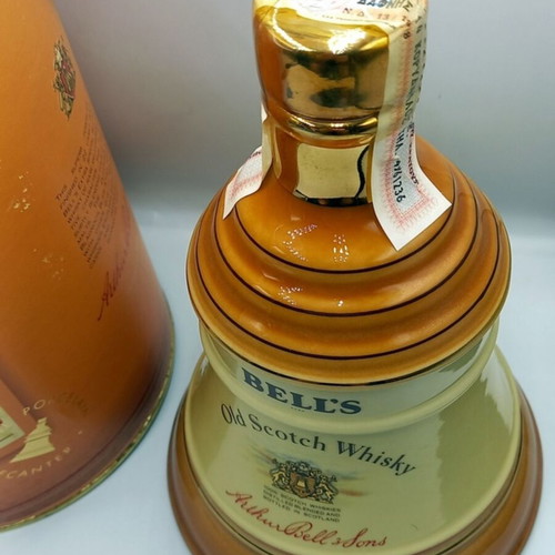 Bell`s Old Scotch Whisky porcelain sealed 75cl 43% Vol