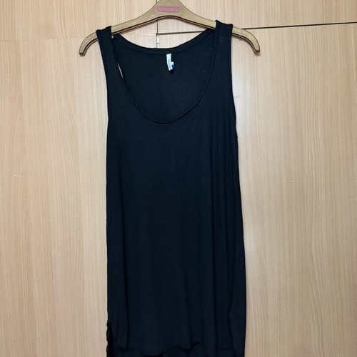 Stradivarius sleeveless top black, like new, size S