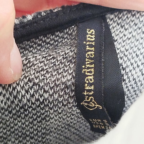 Πλεκτό μπλουζάκι Stradivarius σαν καινούργιο, μαύρο και άσπρο