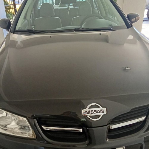 Nissan Almera 2002 like new, 150,000 km, LPG, manual, black