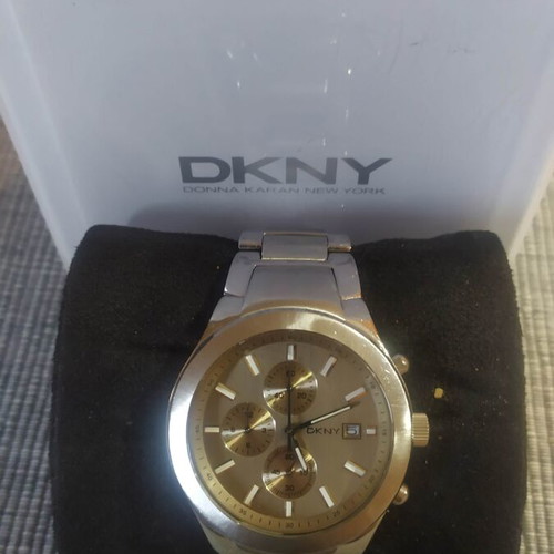 DKNY NY1257 men's wristwatch like new, stainless steel, chronograph