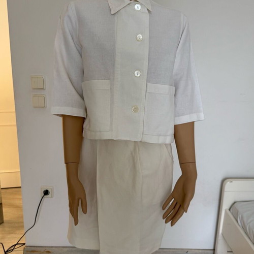 Ikks white linen 3/4 short jacket like new with side buttons