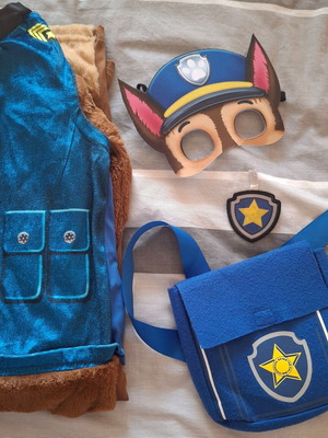 Paw Patrol Chase Kids Carnival Costume like new, size 4-6 years