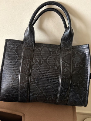 Answear Lab snake print black handbag like new, large with strap