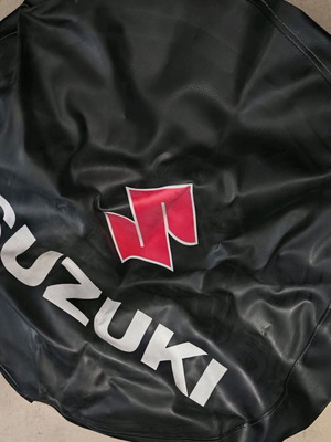 Κάλυμμα για ρεζέρβα Suzuki Jimmy 2022 σαν καινούργιο