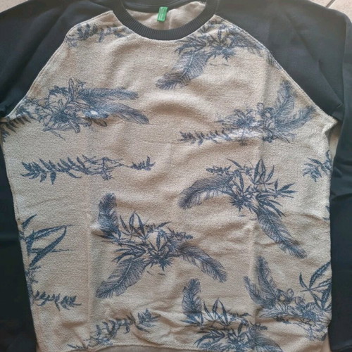 United Colors of Benetton men's pullover size S like new