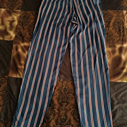 Striped pants H&M like new, size XS, white and blue