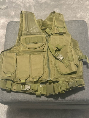 Γιλέκο στρατιωτικό σαν καινούργιο