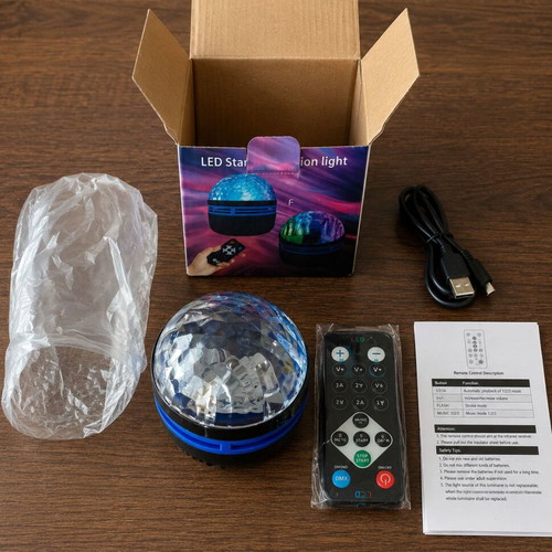 LED Starry Projection Light with Remote Control new in box