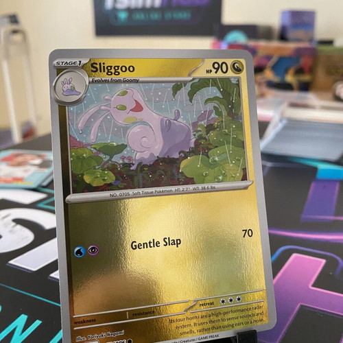 Sliggoo Pokemon Card like new