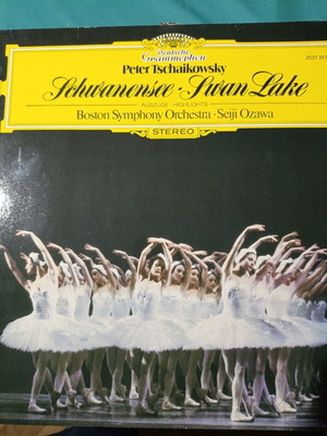 Swan Lake vinyl record like new, classical genre