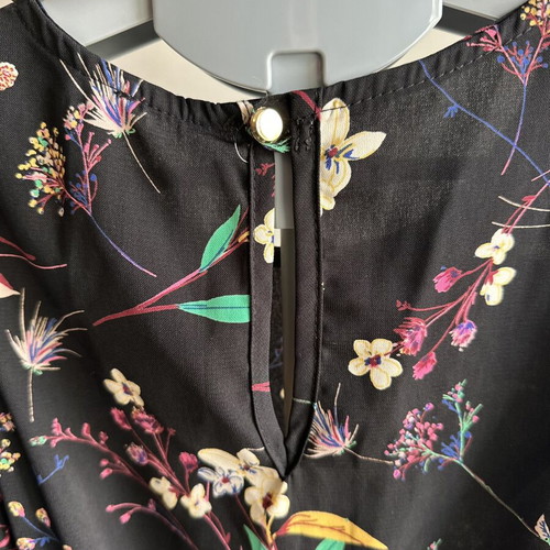 Floral mini dress with ruffles like new, Fly girl brand