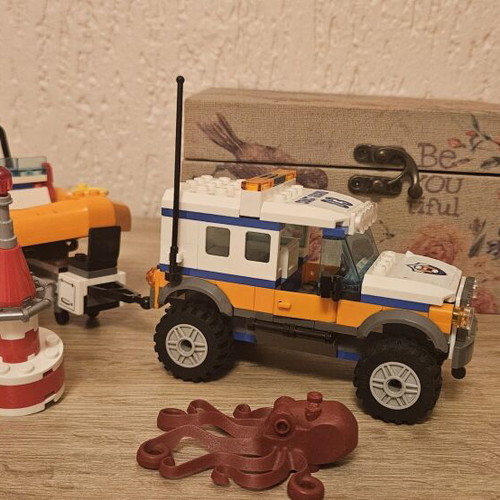 Lego City 60165 4x4 Response Unit, used complete