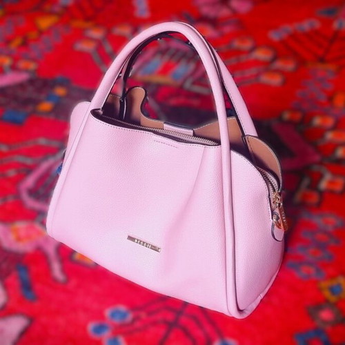 BESSIE Pink Handbag with Gold Details New