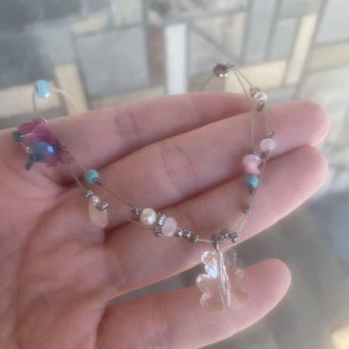 Women's necklace with beautiful design, new, white