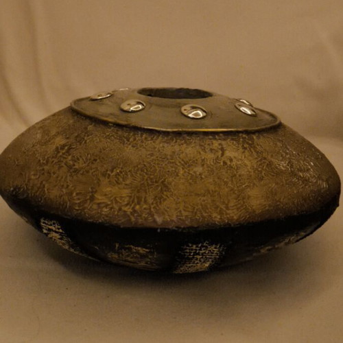 Decorative item brown with gold like new