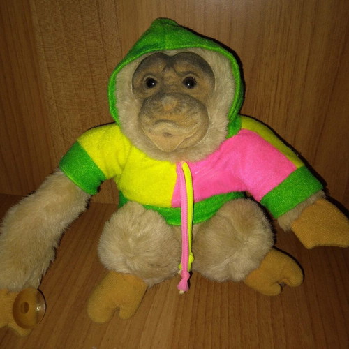 El Greco Plush Monkey Doll with Suction Cups like new