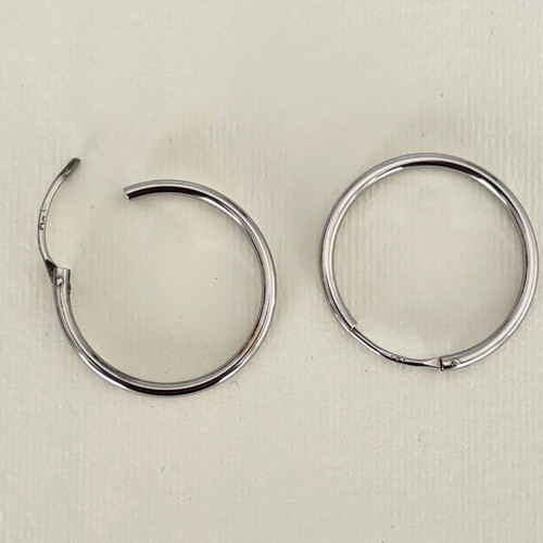 Hoop earrings white gold k14 like new