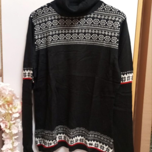 Women's Rannia turtleneck sweater Italy new with black and white pattern