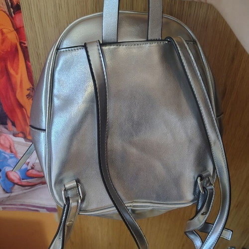 Calliope Backpack bag like new, silver