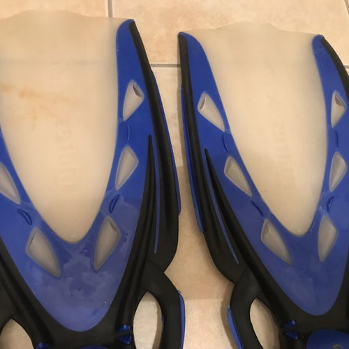 Mares X-Stream Blue/Black Open Heel Fins Size R Like New