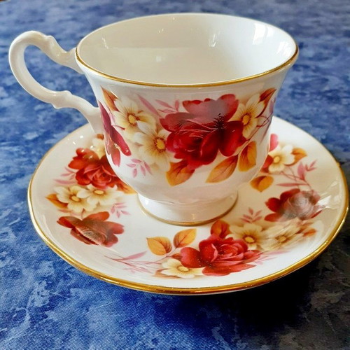 Vintage cup and saucer Royal Kent Staffordshire England 1930s