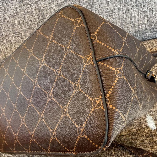 Tamaris shoulder bag like new, brown