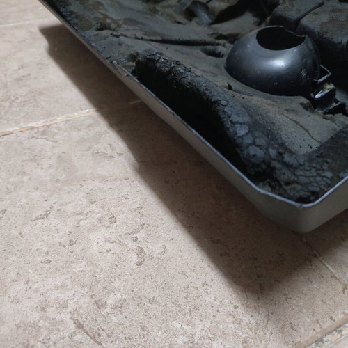 Toyota Auris D-4D Engine Plastic Cover used with broken bases