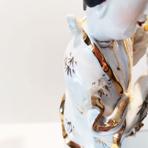 Japan porcelain figure set used with gold decoration