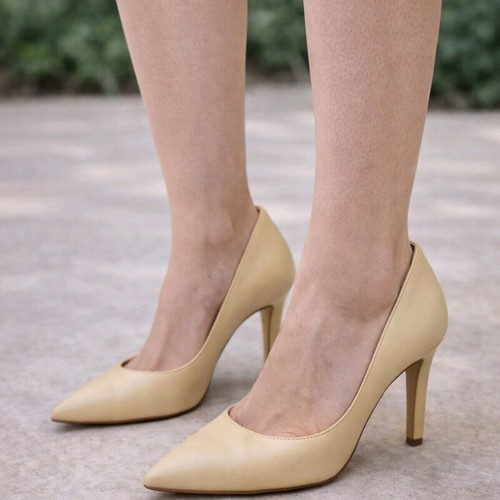 Exe yellow pumps like new, genuine leather, size 40