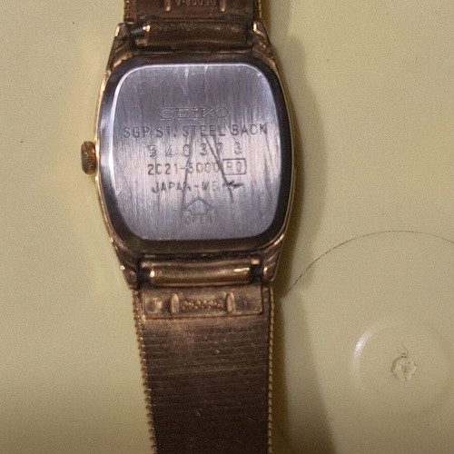 Seiko Quartz Gold-Tone Ladies Watch, vintage 1980s
