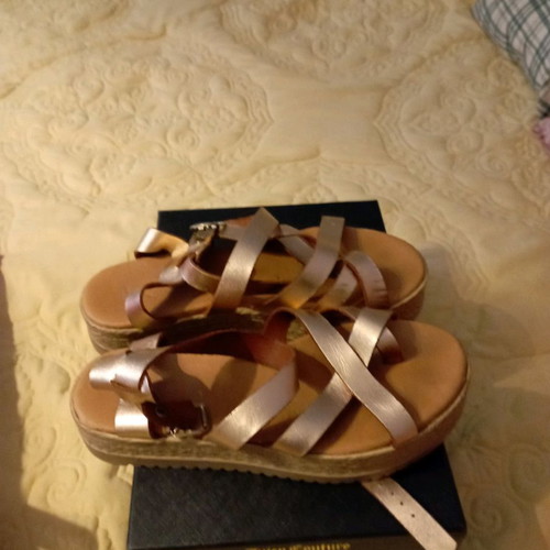 Women's double-layer leather sandals used, size 37