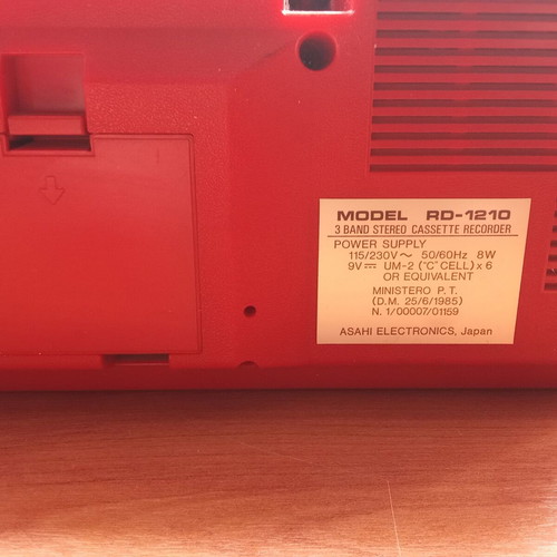 Boombox Fairmate RD 1210 Asahi cassette radio used, vintage 1980 red
