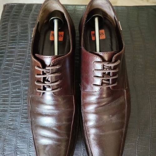Hugo Boss men's leather lace-up shoes used, size 43, brown