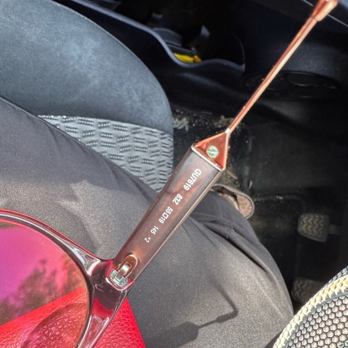 Guess sunglasses used, brown