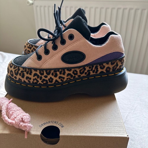 Dr. Martens Buzz 5I καινούργια, μέγεθος 37