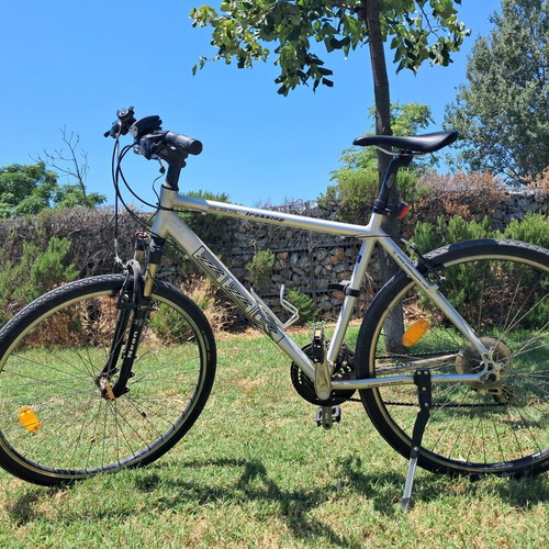 ZZK and GT Timberline Ltd trekking bicycles, silver, with gears