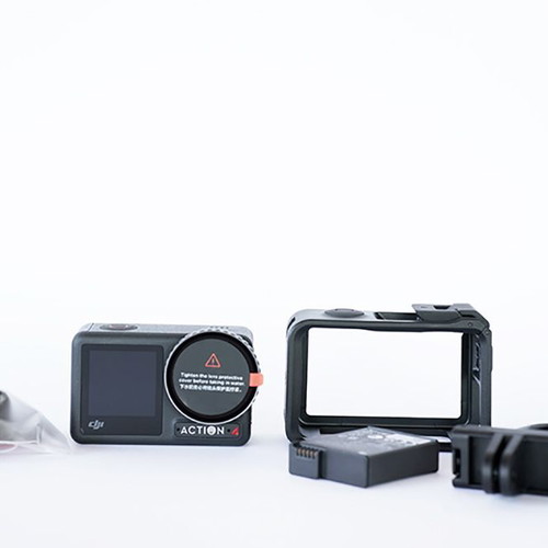 DJI Osmo Action 4 Standard Combo camera