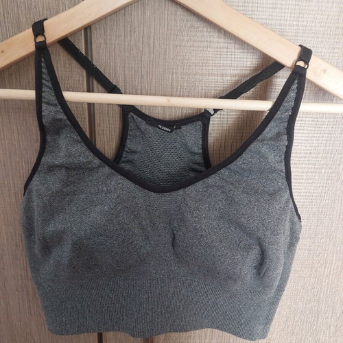 Athletic bra like new, size L, gray with padding slots